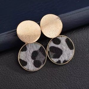 Super cute Leopard earrings
